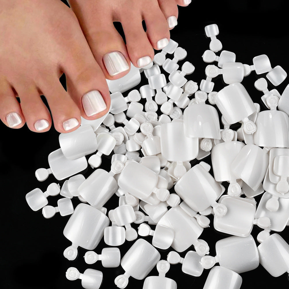 Luxury press-on nail art kit for women, offering easy and stylish beauty.