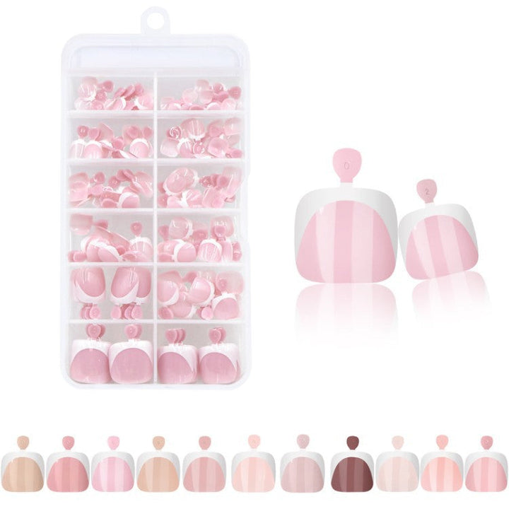 Complete manicure set with stylish artificial nails in nude & pink for quick beauty.