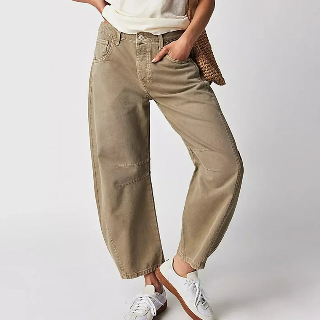 Stylish women's barrel leg jeans with a high waist and relaxed fit for ultimate comfort.