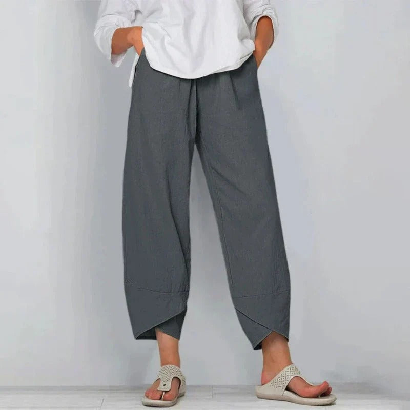 Versatile women's wide-leg balloon pants with a unique tulip hem, perfect for casual or vacation wear.