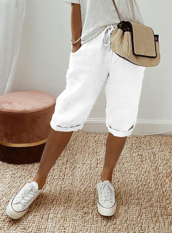 Lightweight women's cropped capris, great for summer style, warm weather, and everyday casual comfort.