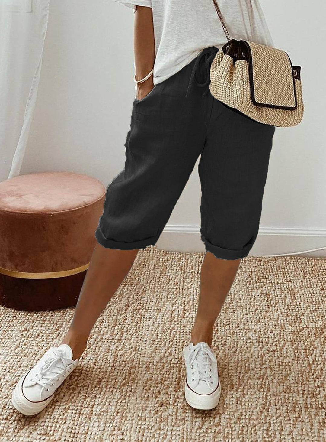 Breathable women's relaxed fit capri pants, offering ultimate comfort for everyday fashion and activities.