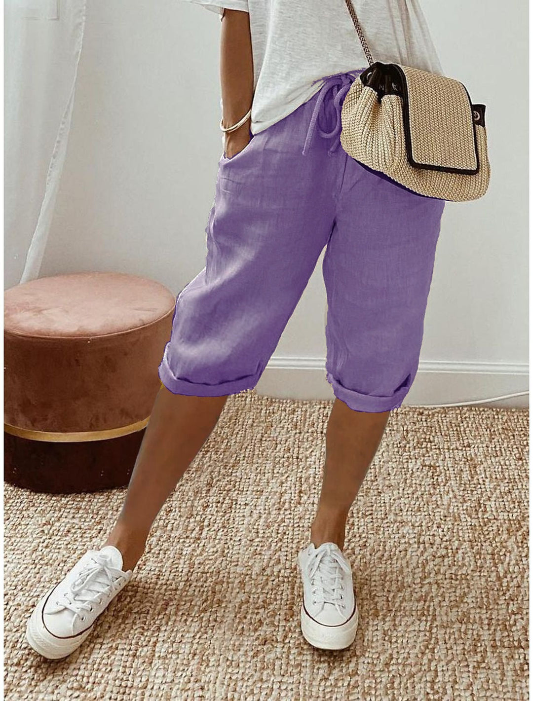 Versatile women's capri pants, relaxed fit and cropped for effortless summer style and casual everyday wear.