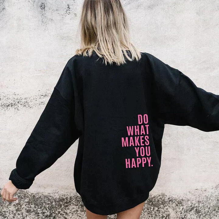 Fashionable women's hooded pullover, a relaxed fit long-sleeve hoodie with a kangaroo pocket for daily wear.