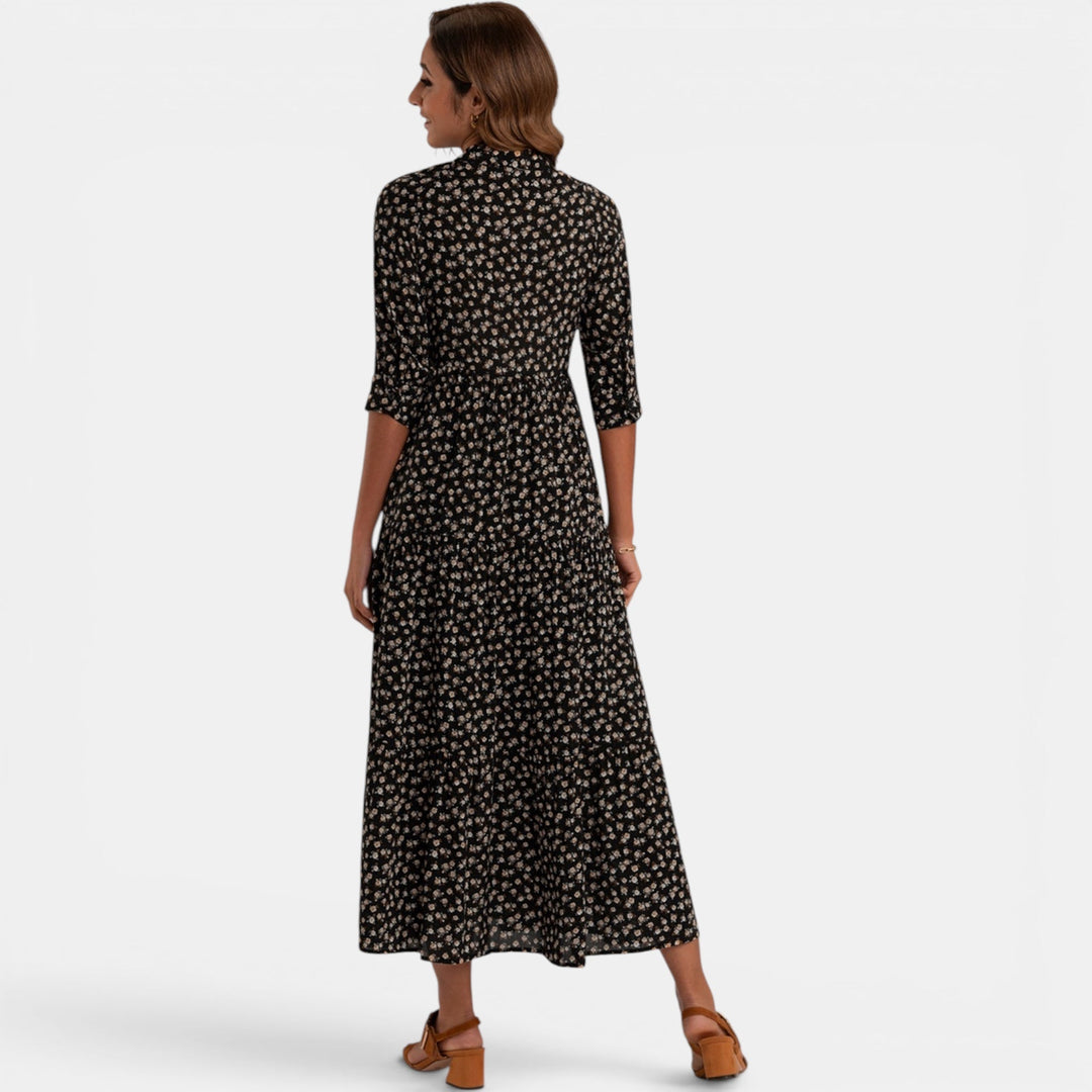 Versatile summer dress: Women's V-neck floral maxi dress, relaxed fit, comfortable fashion.