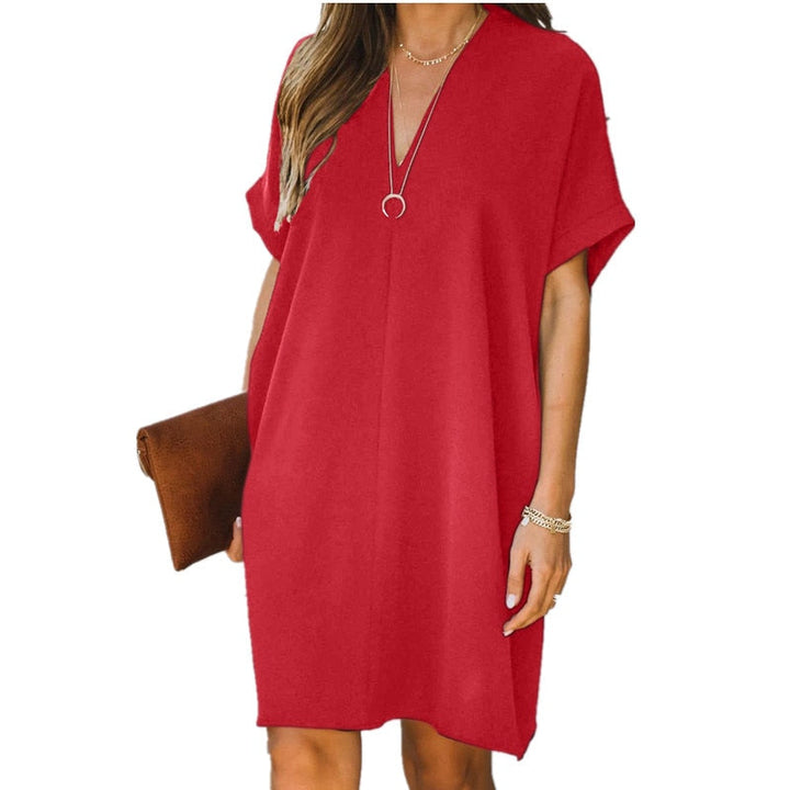 Effortless style: Women's comfortable V-neck tunic dress with a relaxed, loose fit. Perfect for summer.