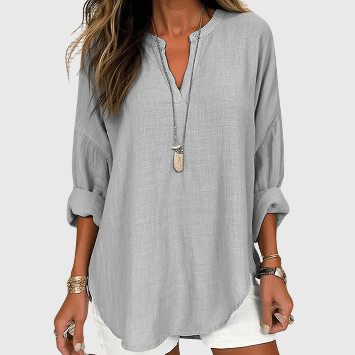 Stylish women's relaxed long sleeve top. Effortless casual fashion for daily wear, spring & summer.
