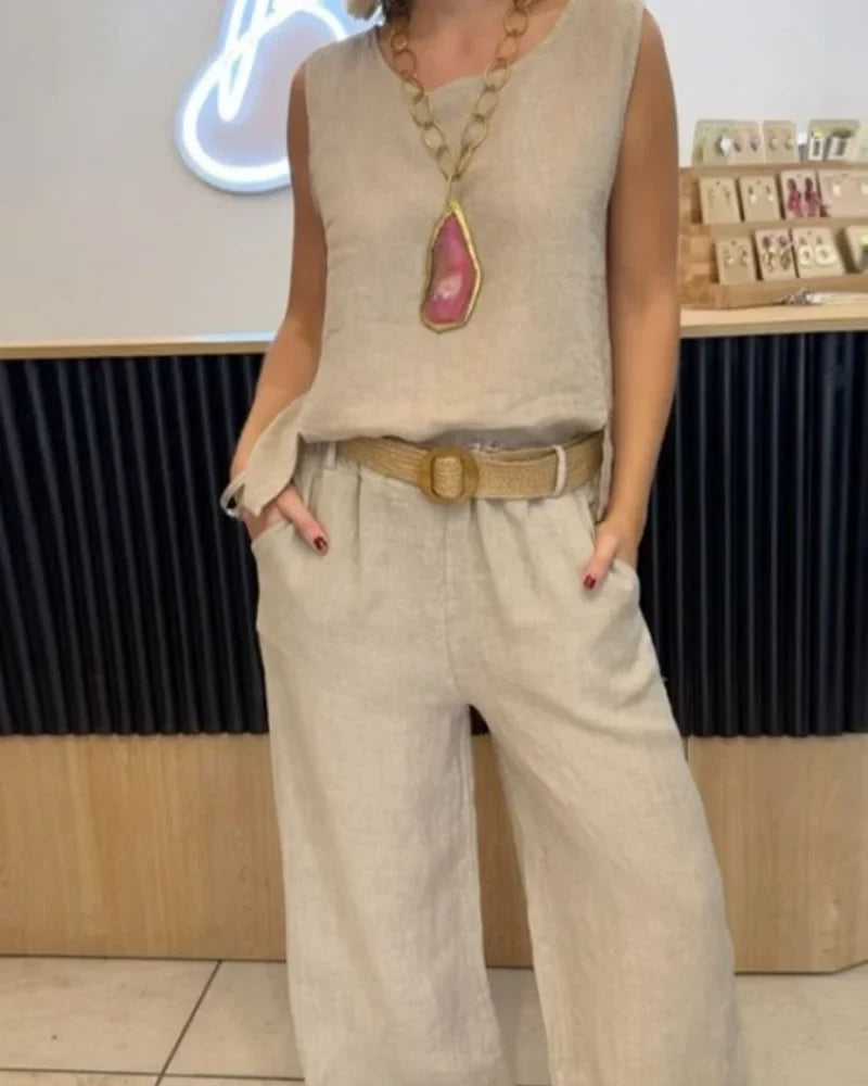 Women's relaxed two-piece set, a sleeveless top & wide-leg pants. Perfect casual summer outfit for comfort and style.