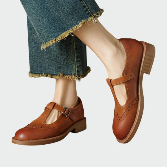 Elegant women's retro Mary Jane flats, classic apricot vintage footwear for comfort.