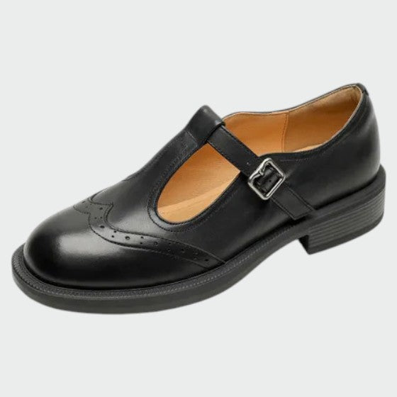 Comfortable black retro Mary Jane flats, classic women's shoes for everyday fashion.