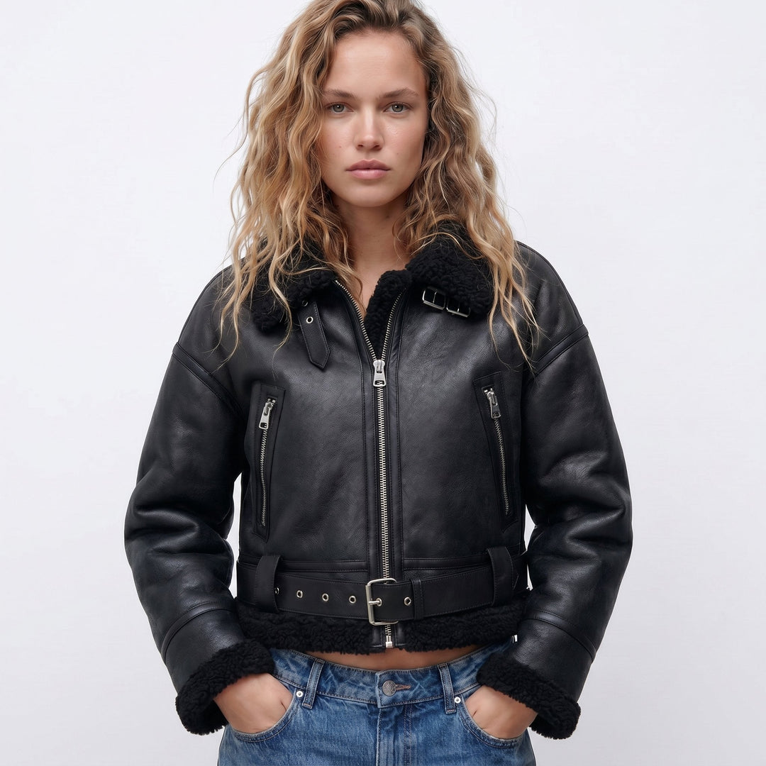 Versatile women's reversible bomber jacket. Warm shearling coat, ideal for travel and chic winter everyday wear.