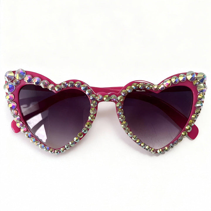 Fashionable women's heart sunglasses, full UV protection, embellished with dazzling rhinestones.