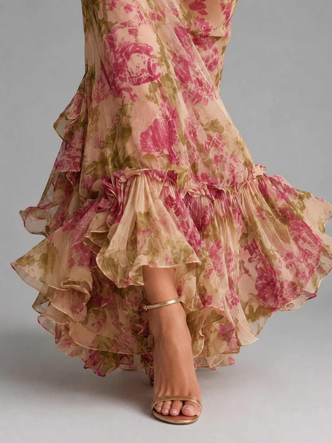 Beautiful women's floral puff sleeve fishtail maxi dress, an elegant choice for any special occasion or evening.