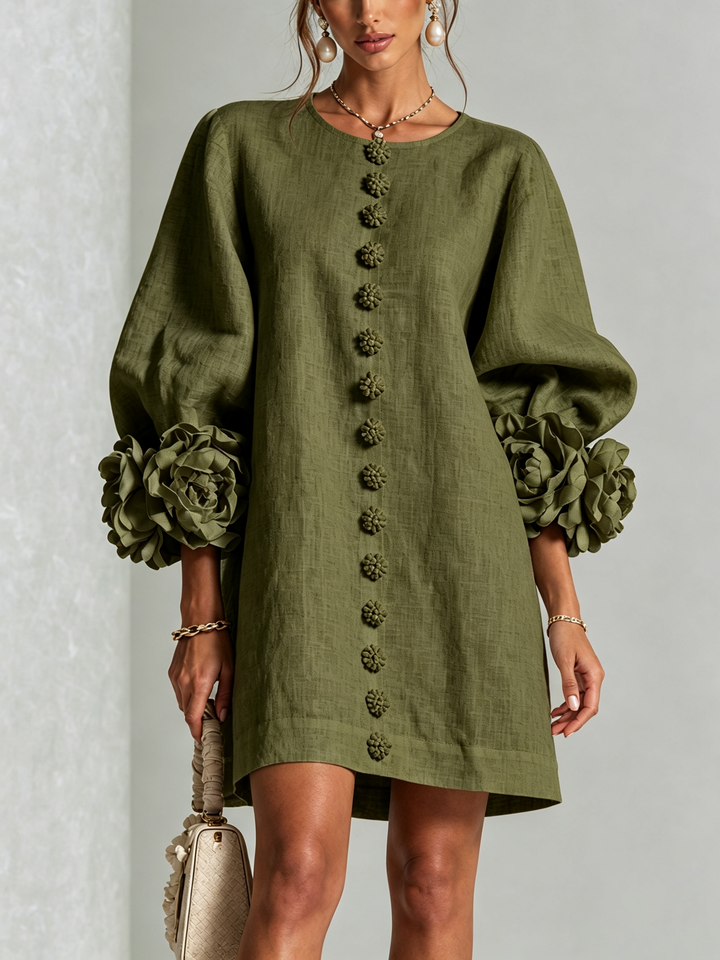 Chic floral print casual dress, mini length & long voluminous sleeves. Women's summer fashion.