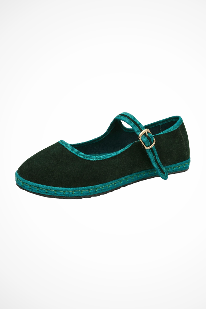 Sophisticated women's round toe Mary Jane ballet flats, featuring a graceful buckle strap for elegant comfort.