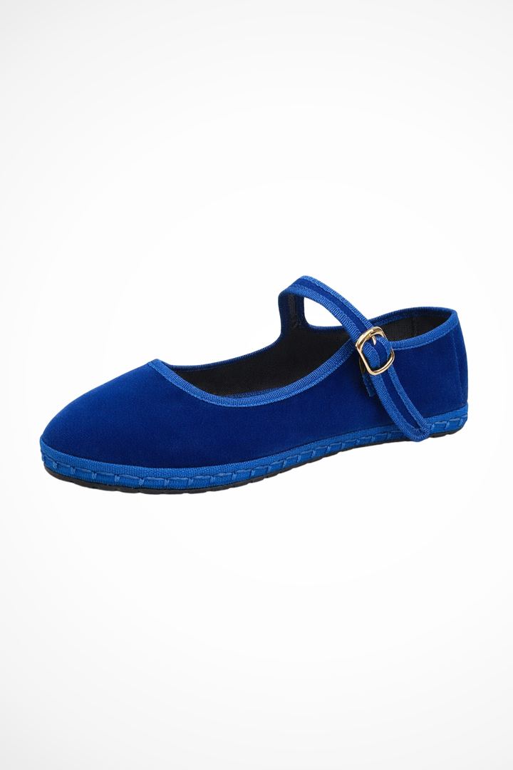 Classic round toe Mary Jane ballet flats for women, with a sleek buckle strap for versatile fashion.