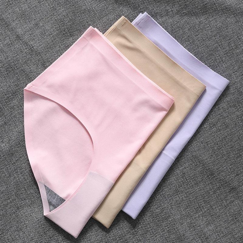 Invisible fit seamless high-waist underwear for women. Smooth undergarment, no show lines, perfect for tight clothes.