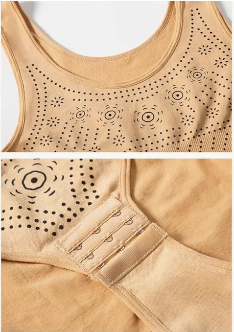 Sleeveless women's seamless scoop neck bodysuit, providing comfortable body shaping and tummy control.