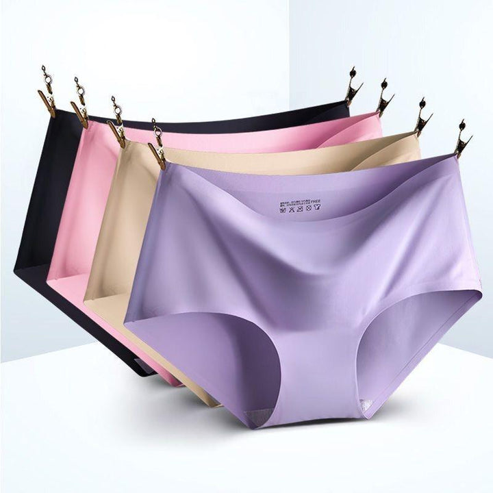 Silky soft women's briefs 5-pack, seamless for ultimate comfort and no visible lines.