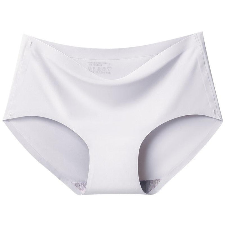 Luxurious silky women's seamless briefs 5-pack, ultimate comfort underwear, smooth finish.