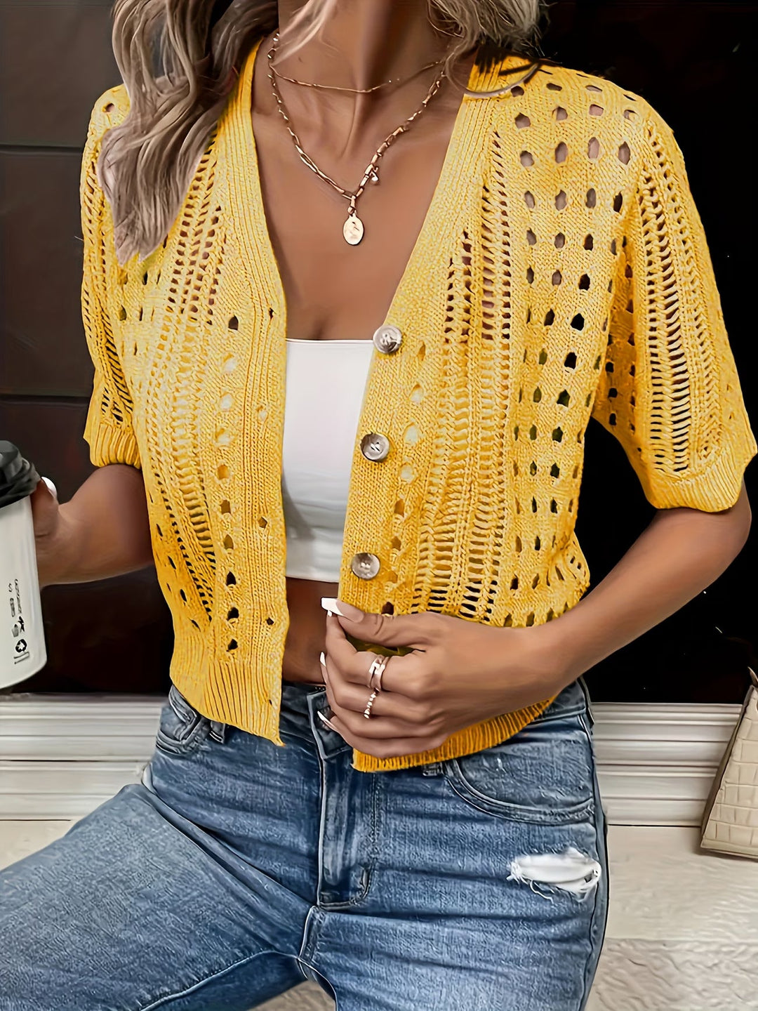 Stylish women's short sleeve summer cardigan, open front, perfect for effortless layering & chic fashion.
