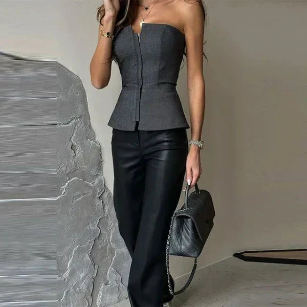 Women's sleek, comfortable, scoop neck tank top in a slim fit. Perfect for casual wear.