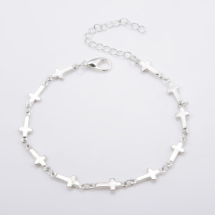 Delicate gold snake chain bracelet, women's adjustable jewelry, perfect for everyday elegance.