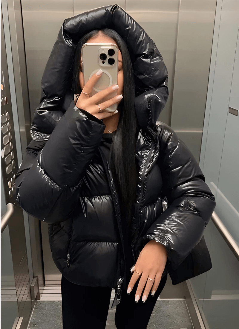 Glossy women's puffer jacket, a warm and stylish slim-fit winter coat. Ideal for autumn fashion.