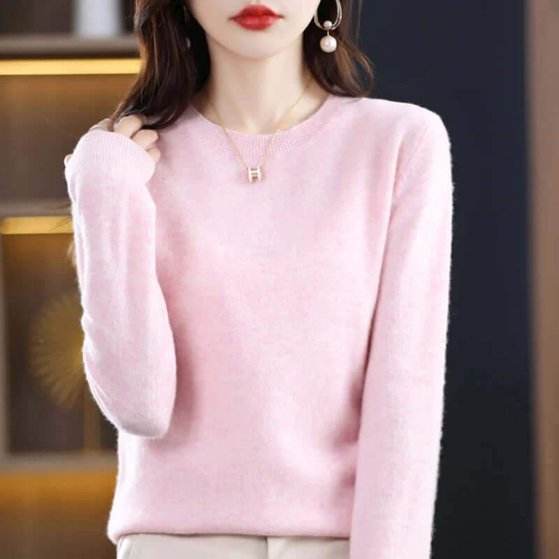 Comfy women's everyday sweater, soft pullover for chic autumn & winter versatility.