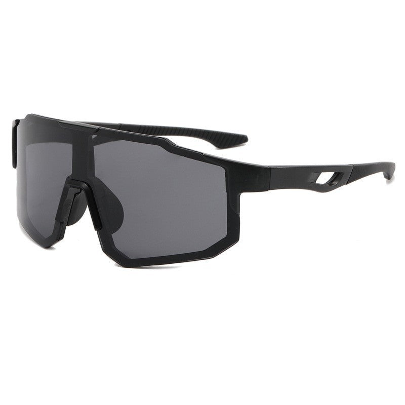 Aerodynamic women's running sunglasses featuring UV400 protection and a sleek, lightweight design.