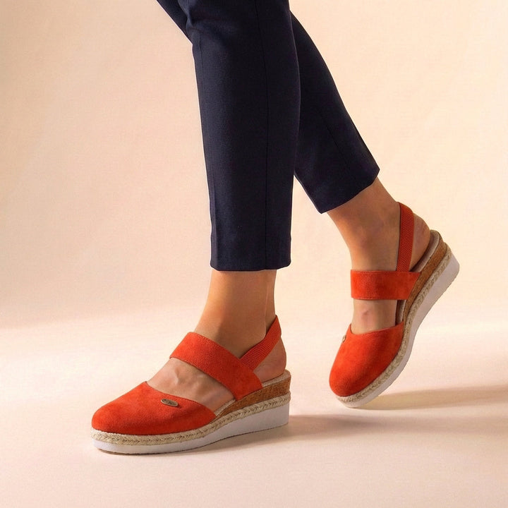 Women's ergonomic espadrille platform sandals for comfort, ideal for casual summer footwear.