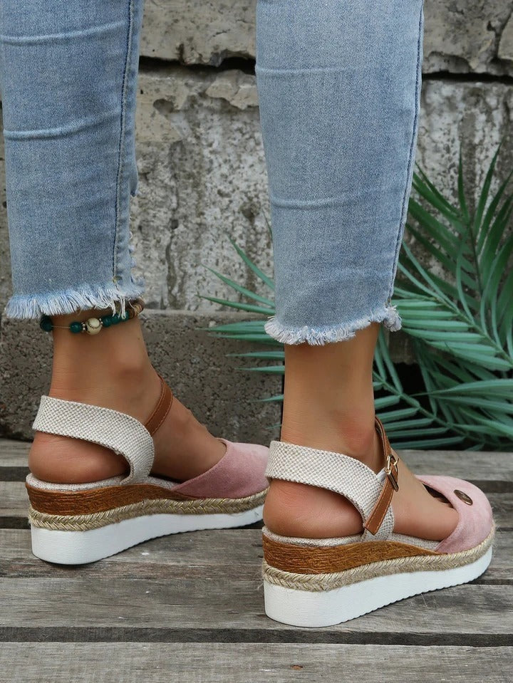 Stylish women's orthopedic sandals, offering superior arch support for comfortable, healthy feet.