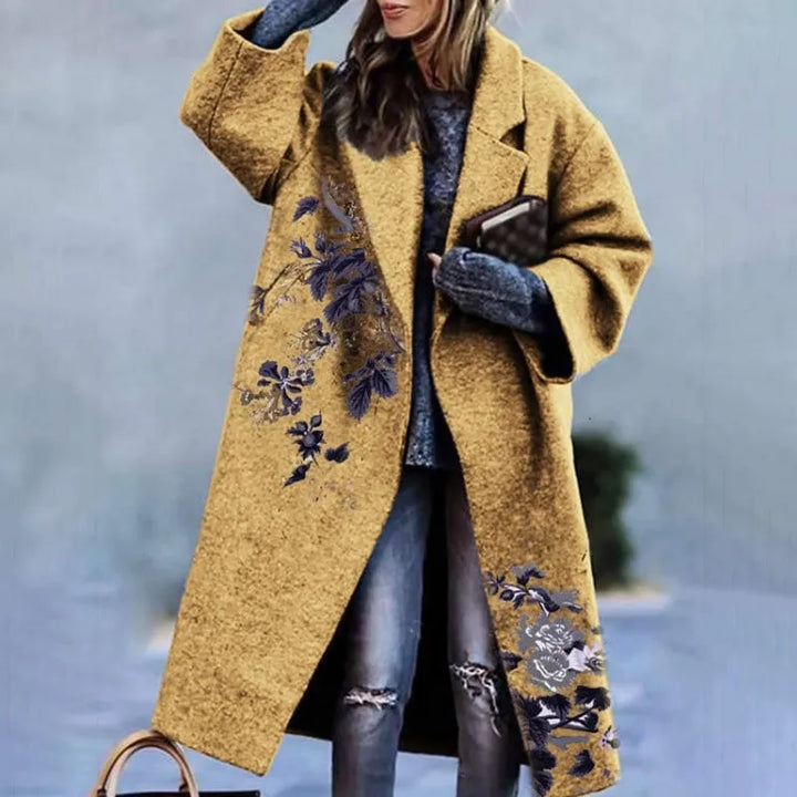 Stylish women's oversized coat, ideal for a modern & comfortable look.