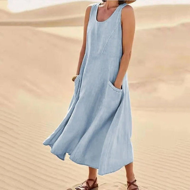 Easy-wear U-neck maxi dress with pockets for women, loose fit, perfect for summer boho casual style.