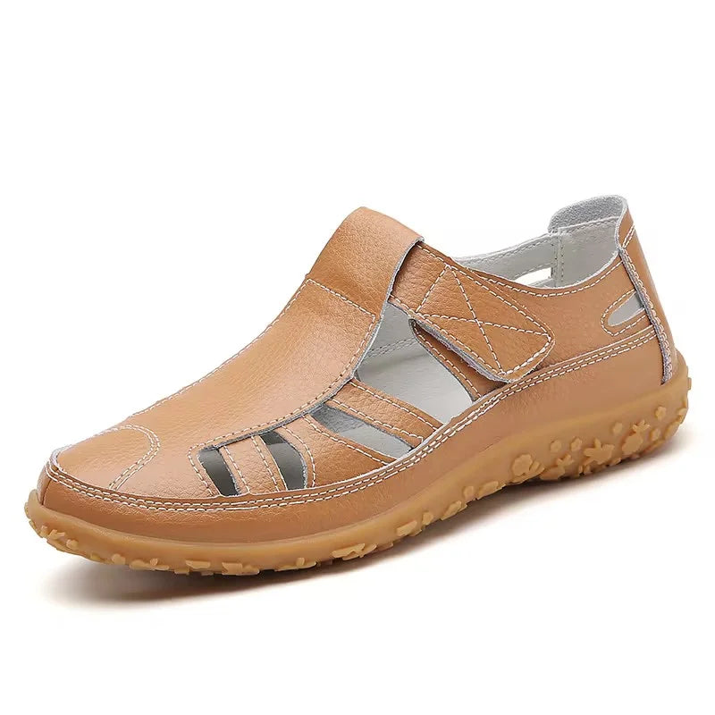 Versatile women's orthopedic sandals, ideal for summer casual outfits & arch support.