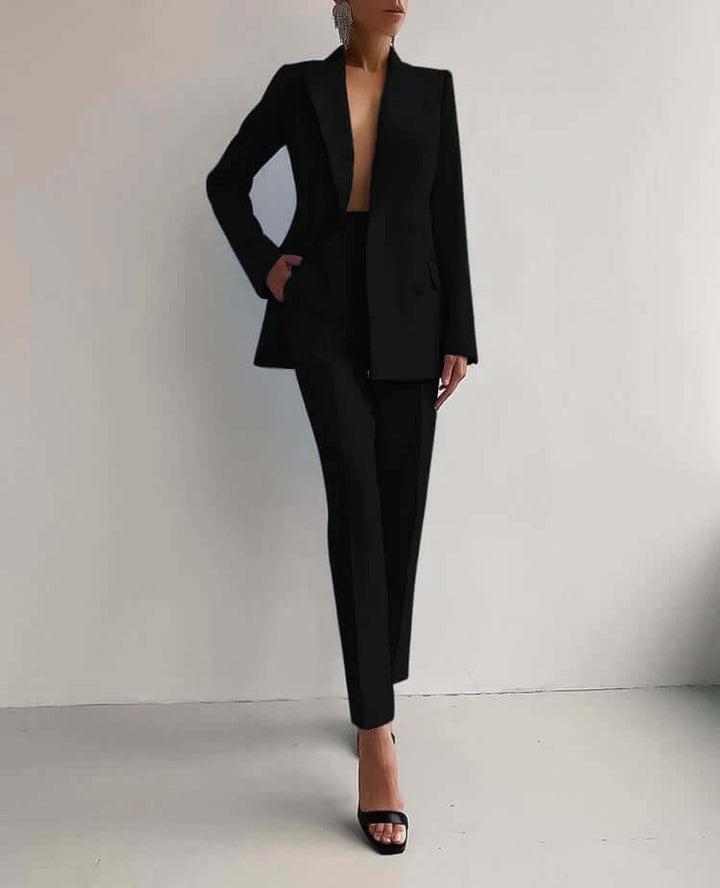 Versatile women's tailored blazer & trousers set. Chic, professional, and elegant for formal or smart casual events.