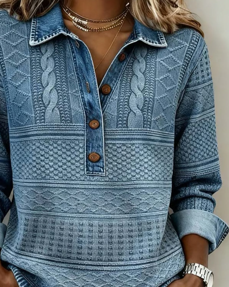 Cozy women's textured sweatshirt with a stylish collar and half-zip, ideal for winter comfort.