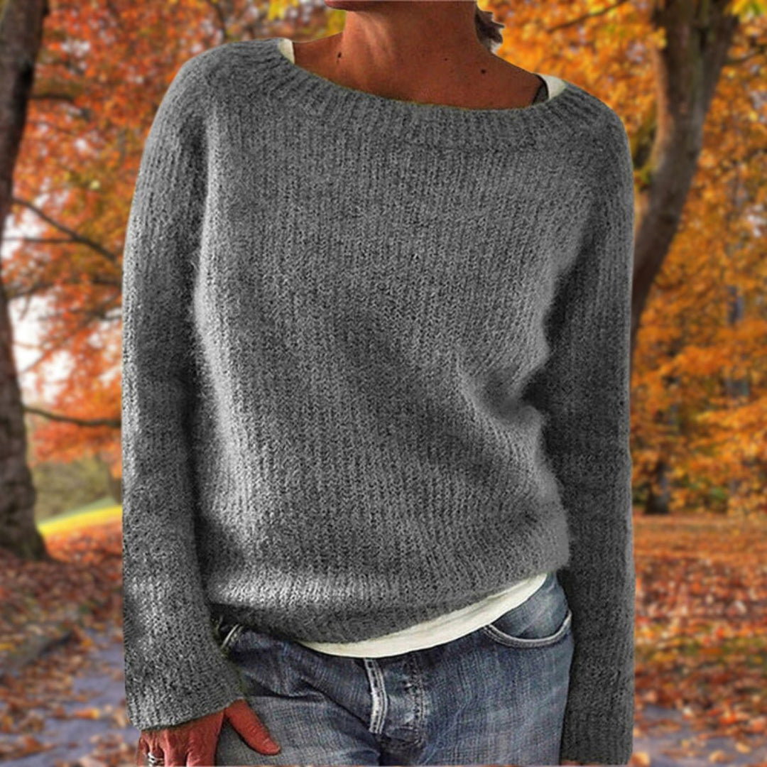 Soft women's elegant pullover sweater for cozy fall and winter outfits. Timeless design, comfortable relaxed fit.