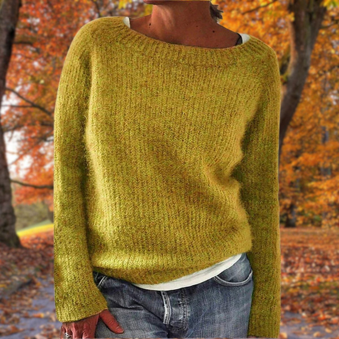 Stylish women's timeless pullover sweater for ultimate comfort. Elevate your everyday look with this versatile elegant piece.