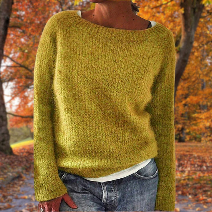 Stylish women's timeless pullover sweater for ultimate comfort. Elevate your everyday look with this versatile elegant piece.