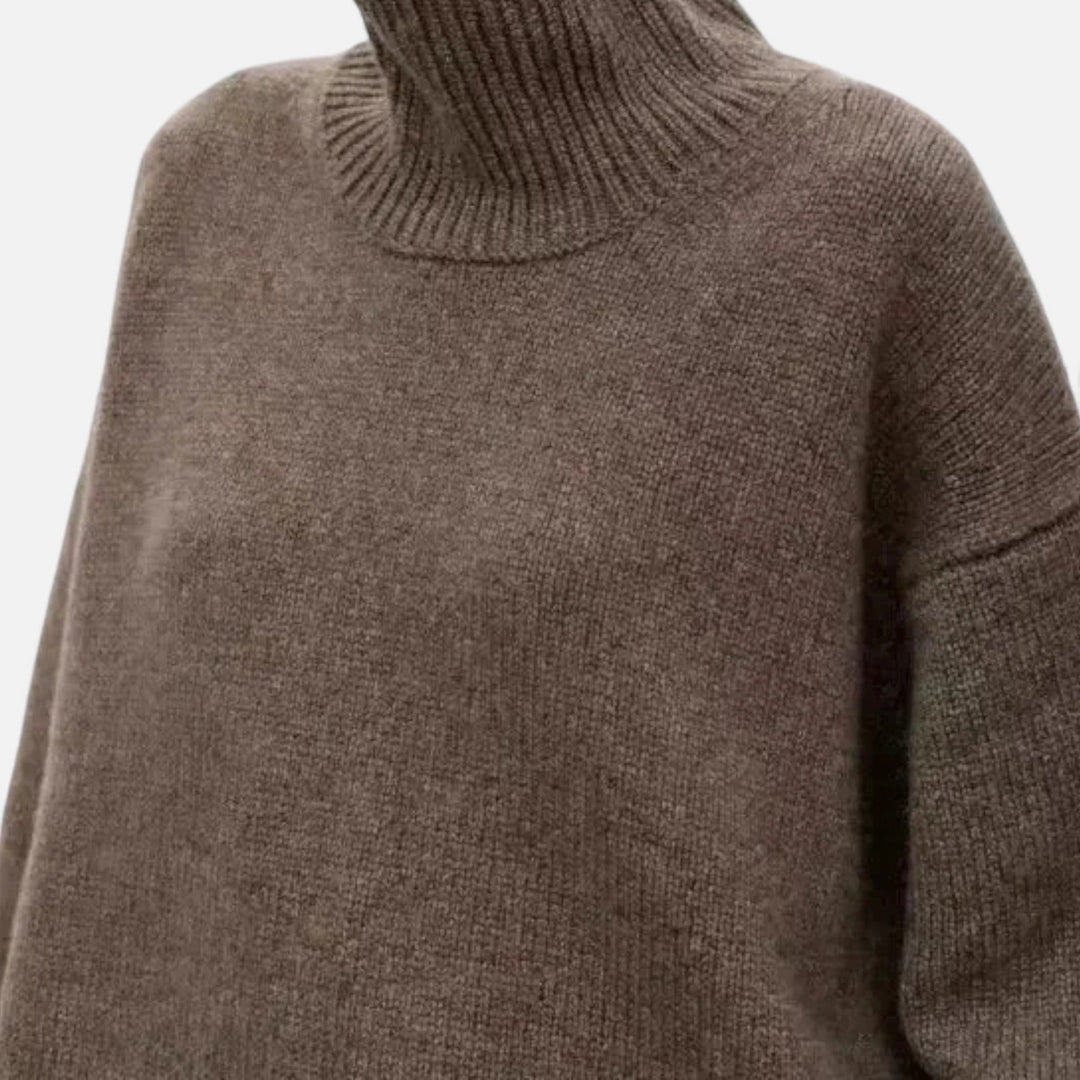 Women's Timeless Turtleneck Sweater, long-sleeve & cozy, perfect for elegant winter fashion.