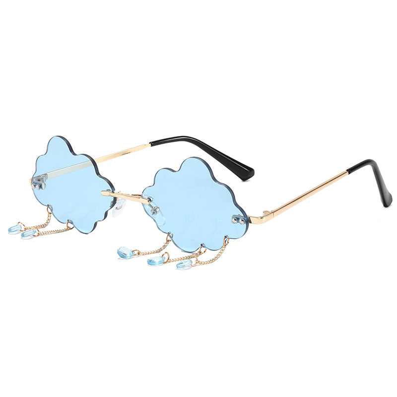 Women's cloud sunglasses, trendy unique eyewear with a practical and fashionable chain.