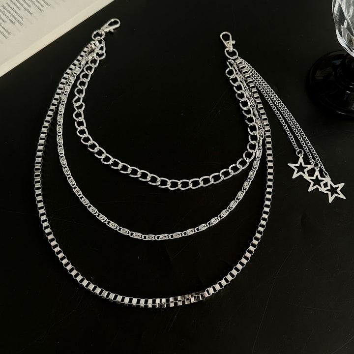 Adjustable women's star chain belt, versatile waist or hip accessory. Fashionable metal belt with unique star charms.