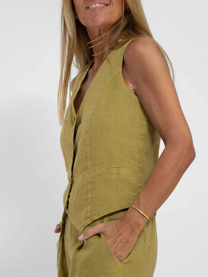 Versatile women's two-piece set with vest & pants, ideal for summer style & office wear.
