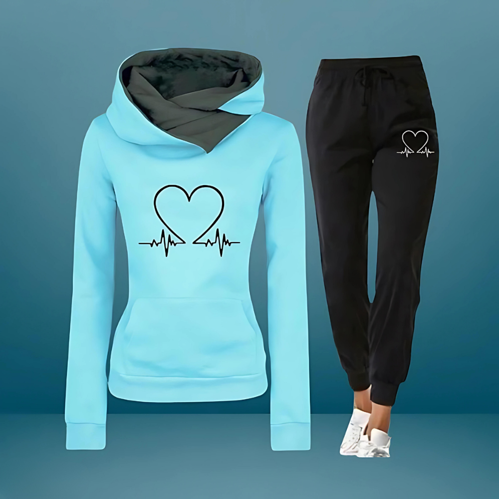 Women's ultra-soft two-piece casual jogging set, perfect for comfortable lounging & light activity.