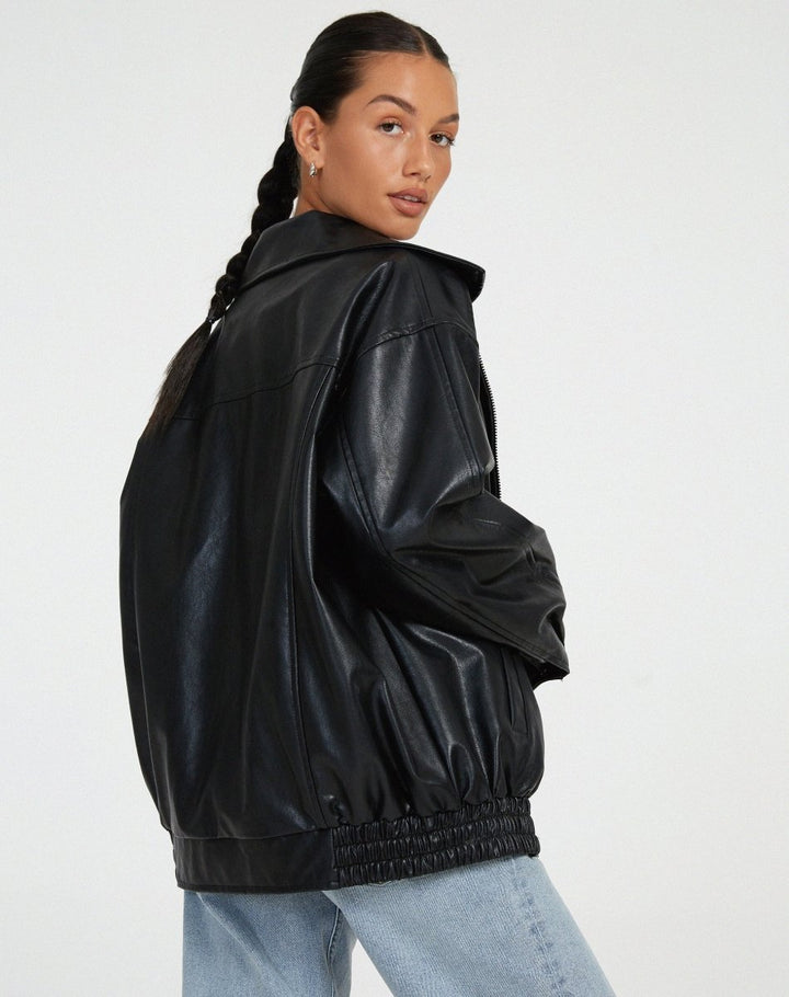 Women's stylish oversized relaxed fit jacket, urban fashion outerwear for effortless layering.