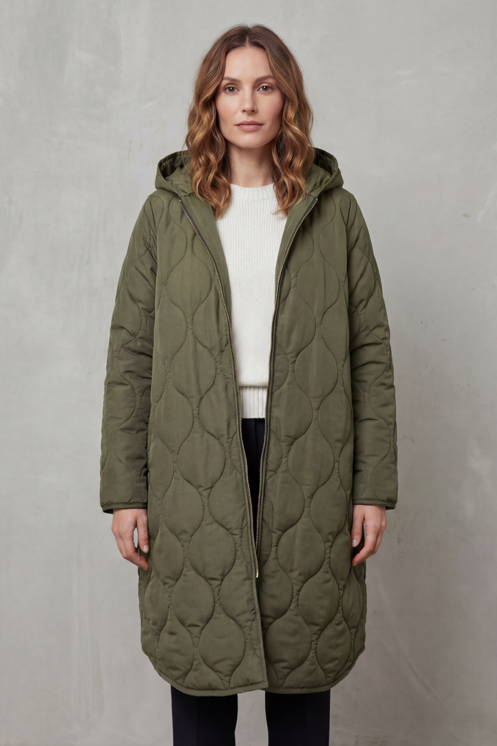 Lightweight women's parka coat. Versatile everyday casual outerwear for comfortable fall/winter style.
