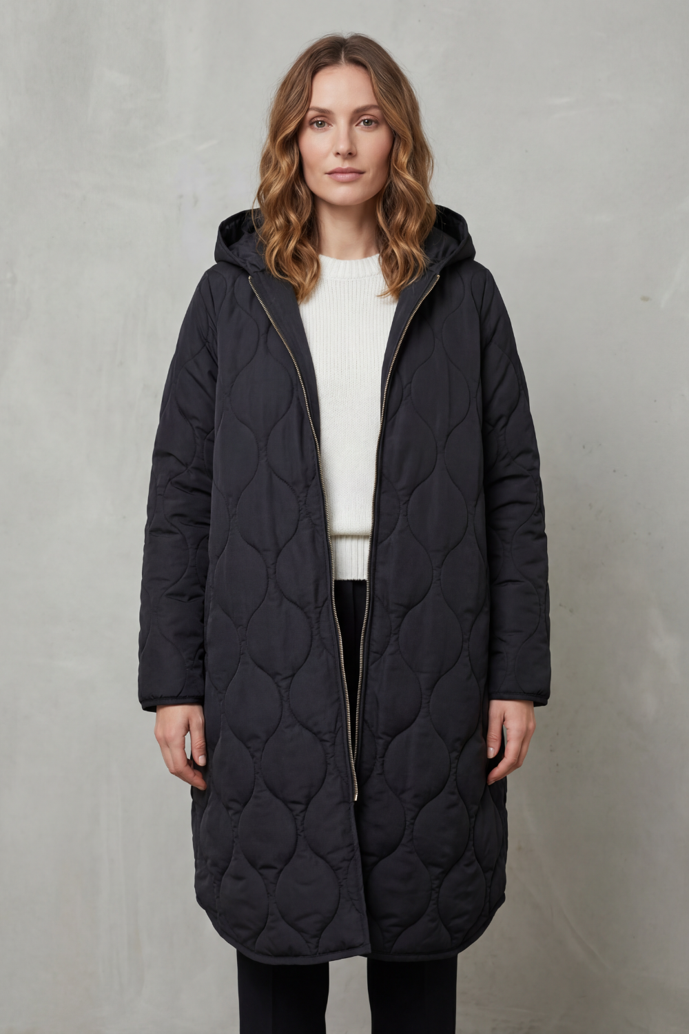 Chic women's everyday parka coat. Versatile outerwear for casual fall & winter fashion.
