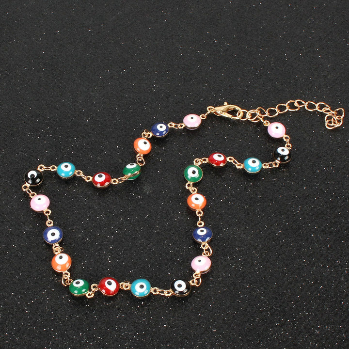 Adjustable women's beaded anklet, featuring vibrant colors, comfortable and stylish summer jewelry.