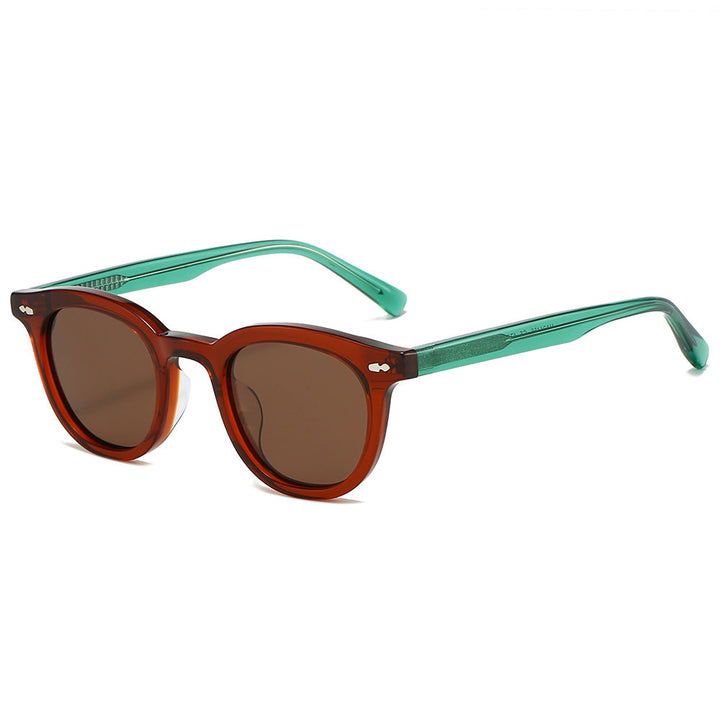 Trendy women's vintage classic sunglasses. Retro UV protection eyewear, a fashionable accessory.